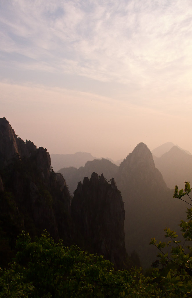 Hiking in Huangshan Park