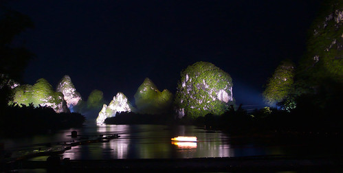 The musical "Liu Three Sisters"