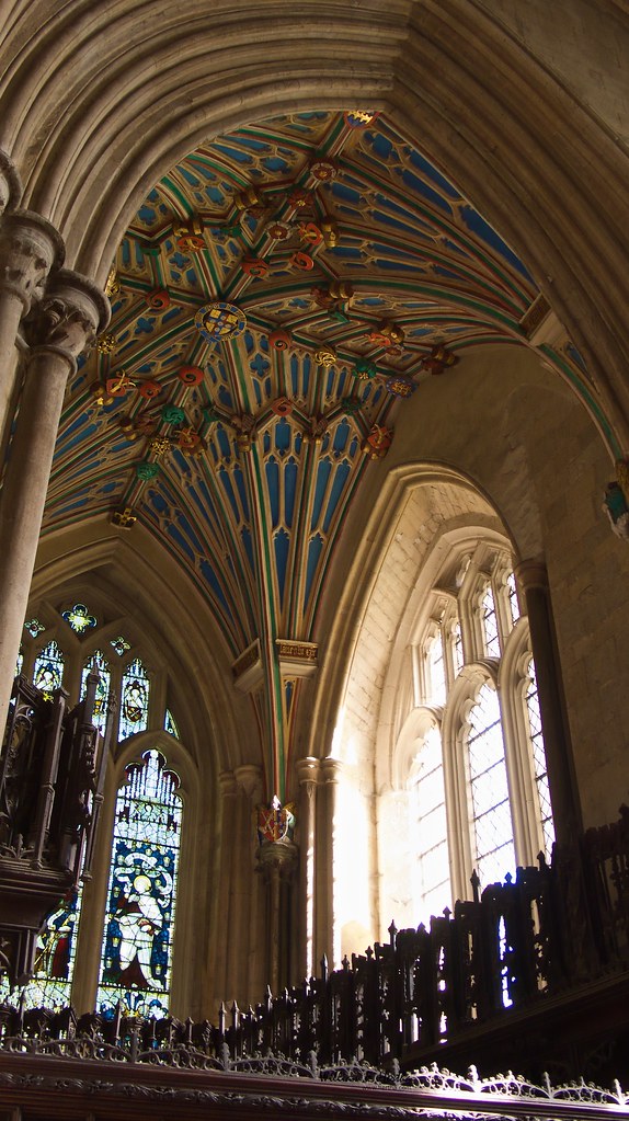 A Tour through Winchester Cathedral