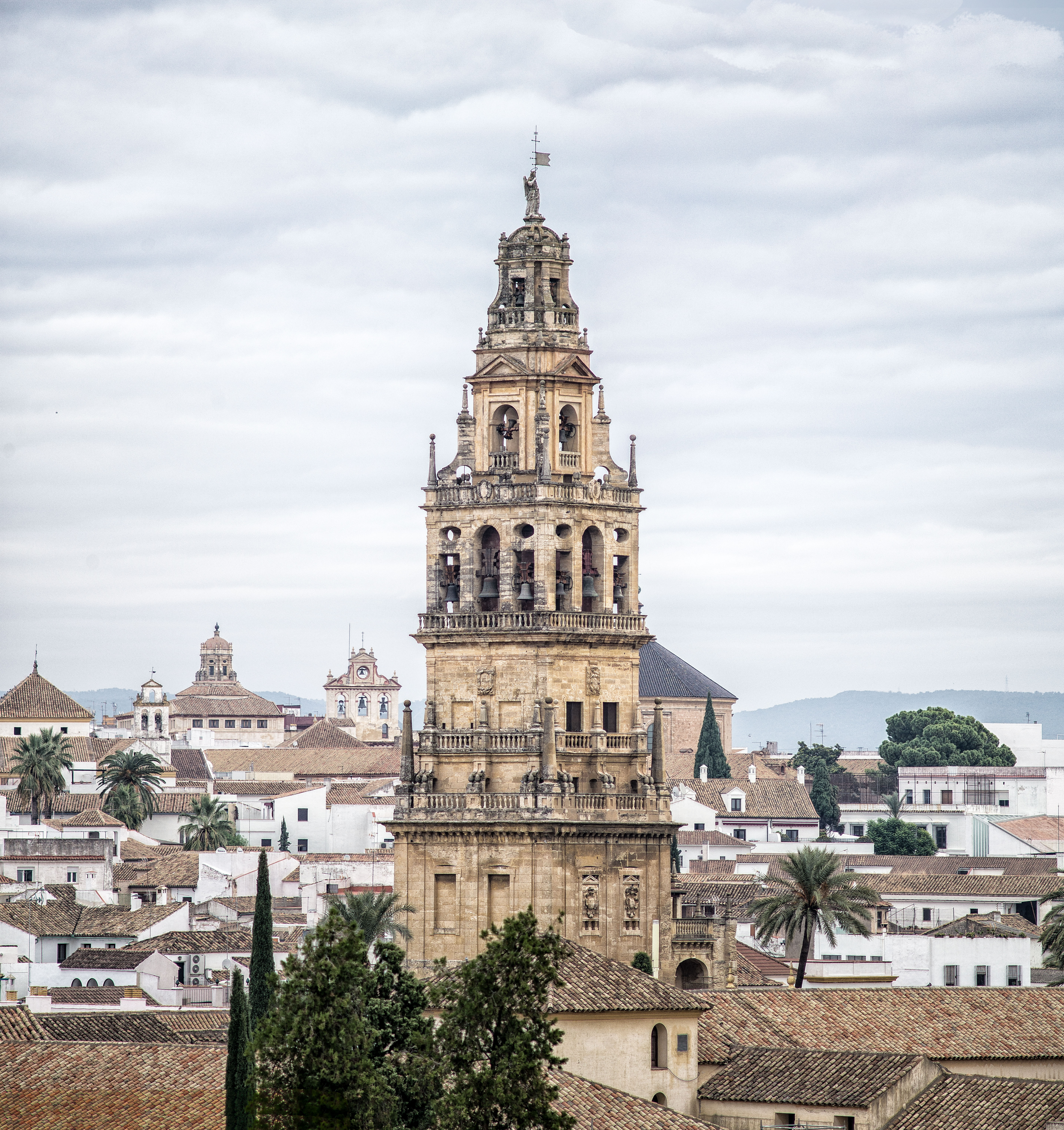 Cathedral of CordobaLeica M, Canon FD F2.8 200mm, ISO 200, f/2.8, 1/750 sec